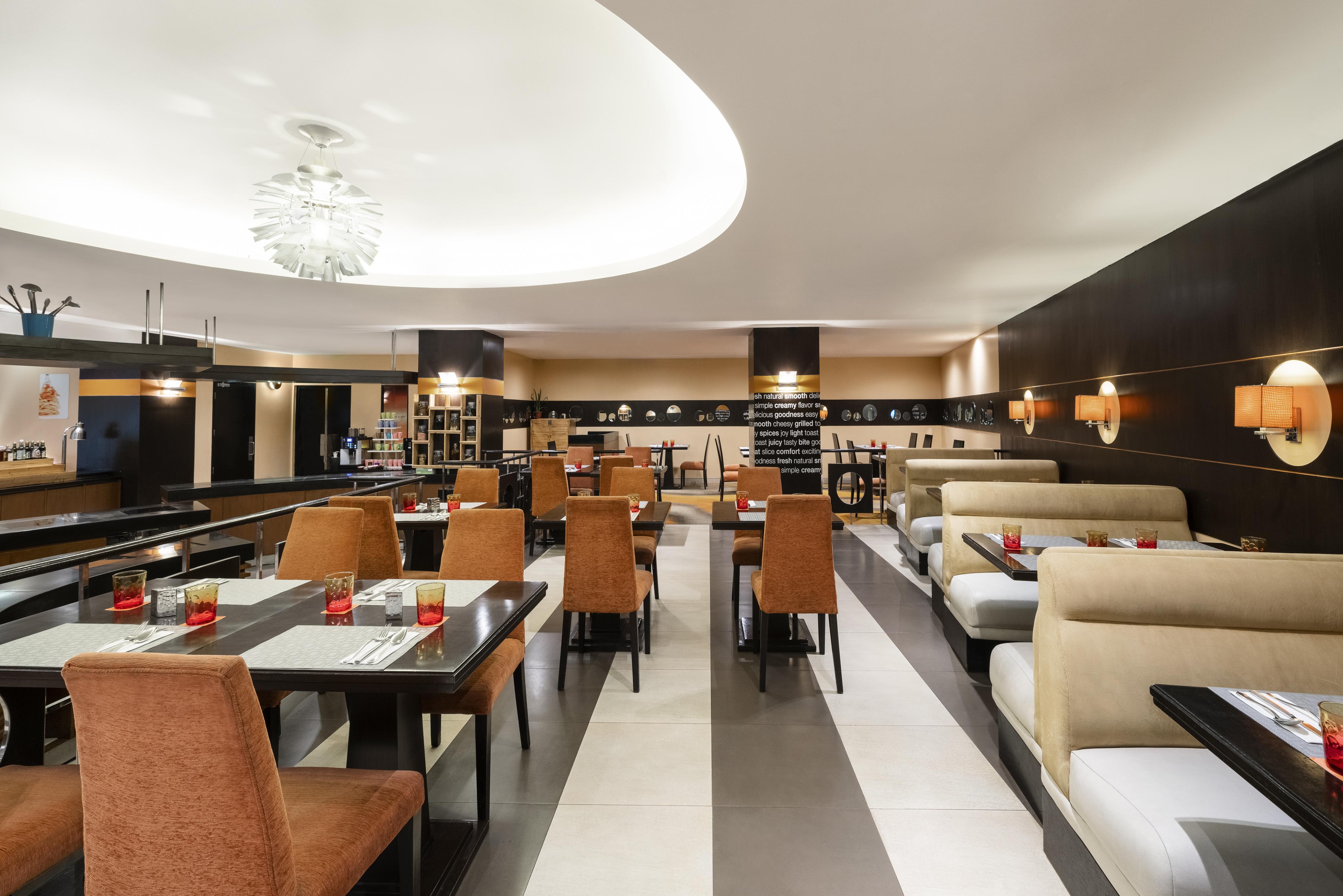 Jen Manila By Shangri-La Pasay Eksteriør billede